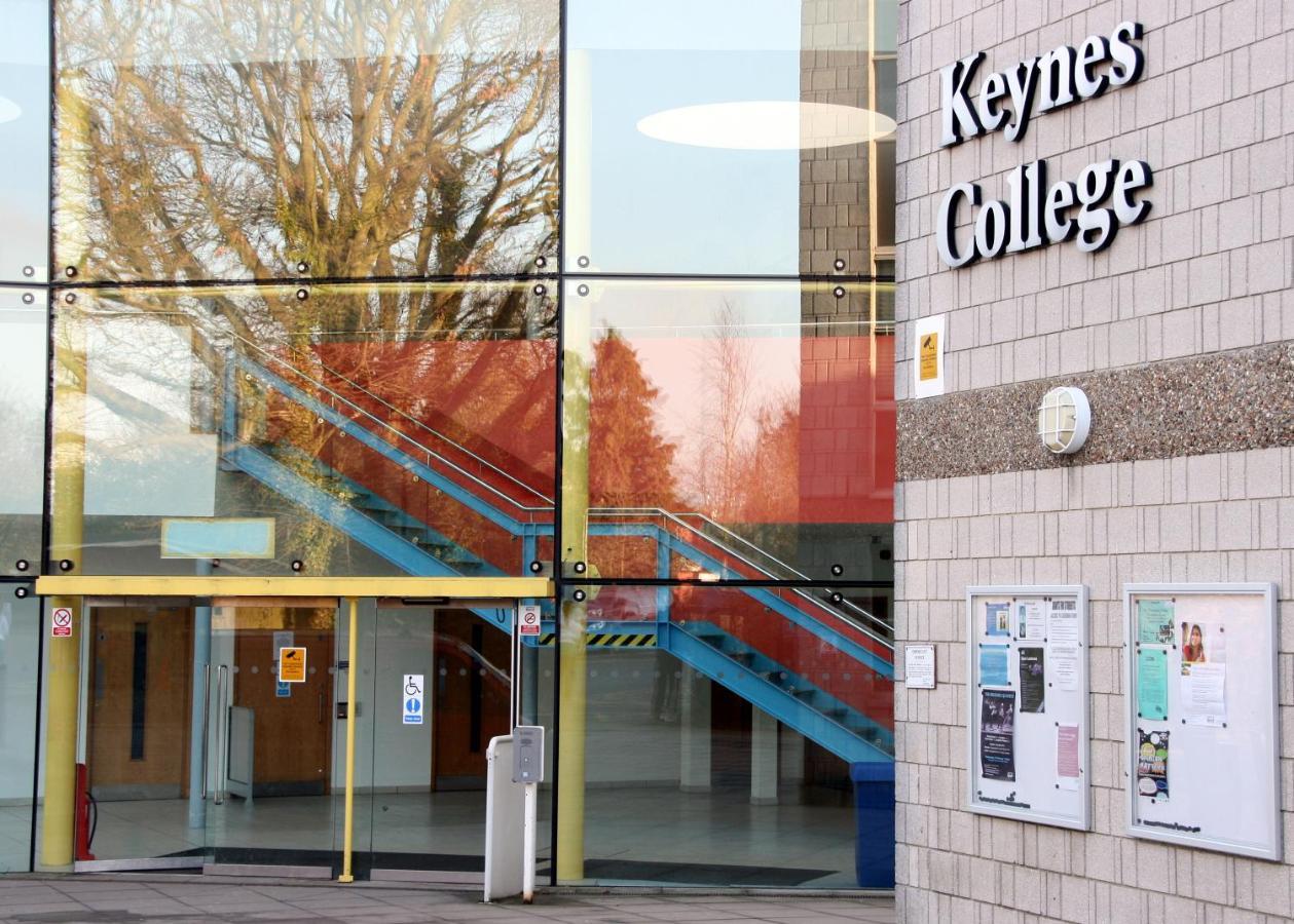 Готель Keynes College Кентербері Екстер'єр фото